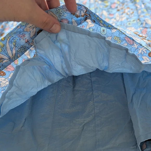 Mini Boden Smocked Blue Floral Long Sleeve Dress - Size 5-6 - Picture 6 of 8